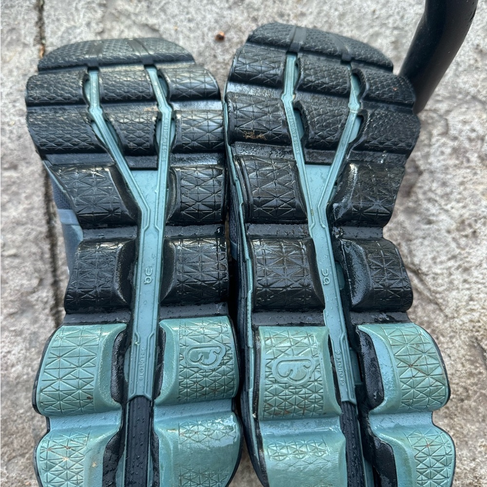 On Running Cloudace | Like New - image 6